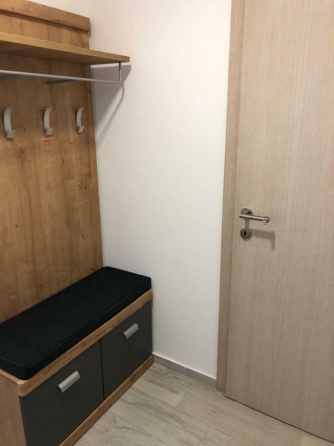 Apartmans And Rooms "Slavica" Novalja Dış mekan fotoğraf