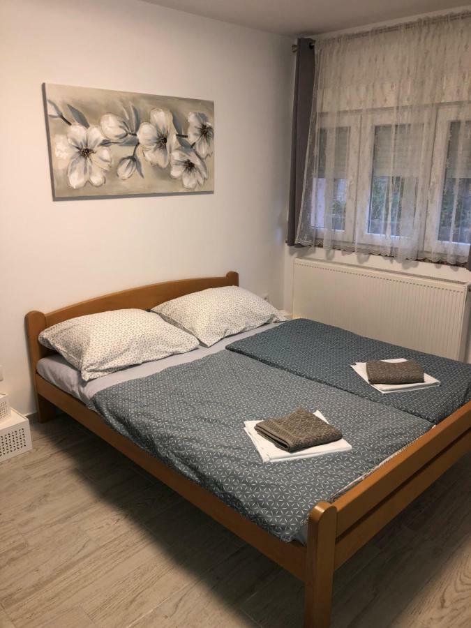 Apartmans And Rooms "Slavica" Novalja Dış mekan fotoğraf