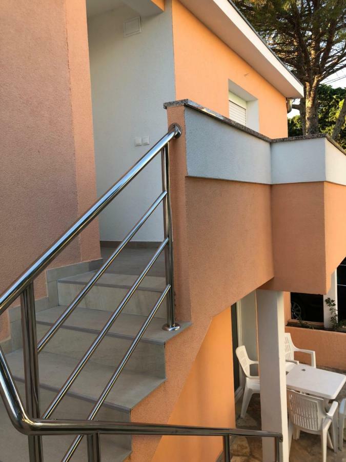 Apartmans And Rooms "Slavica" Novalja Dış mekan fotoğraf