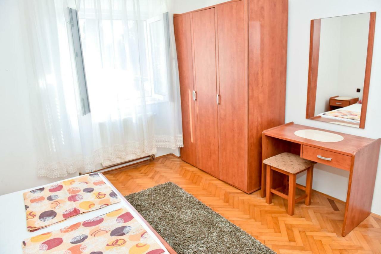 Apartmans And Rooms "Slavica" Novalja Dış mekan fotoğraf