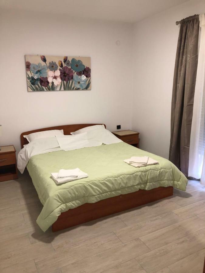 Apartmans And Rooms "Slavica" Novalja Dış mekan fotoğraf